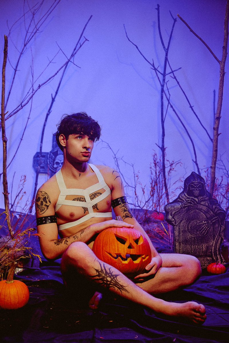ππππ (@fck_eros) on Twitter photo Happy Halloween everyone ππ
πΈ: <a href="/Mister_Darkly/">Mister Darkly</a>
#gay #mtl #mtlgay #nsfw #gayqc #bi #gaysex #vers #gaynsfw #halloween Happy Halloween everyone ππ
πΈ: <a href="/Mister_Darkly/">Mister Darkly</a>
#gay #mtl #mtlgay #nsfw #gayqc #bi #gaysex #vers #gaynsfw #halloween