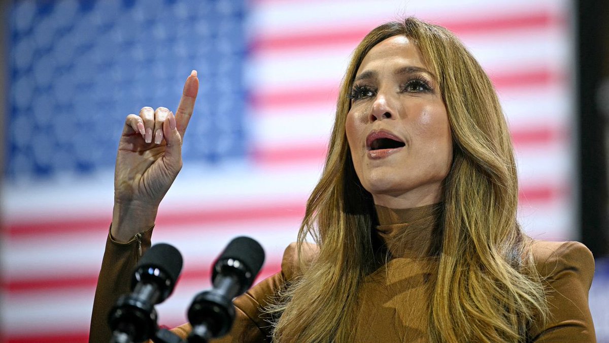 bluhue123's tweet photo. Jennifer Lopez says every Latino in this country offended by Trump’s Madison Square Garden rally

Drop a 💙 for JLo https://t.co/wpsgUfMqW5