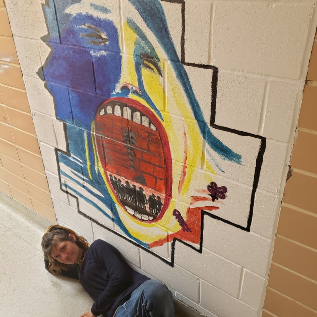 fdependancesmtl's tweet image. Rose-Anna a été approchée par les intervenant·e·s du point de services Relais pour peindre une fresque sur l’un des murs du corridor. Votre générosité a permis à la Fondation de lui offrir du matériel artistique et des cartes-cadeaux. 

Bravo, Rose-Anna ! 🎨✨