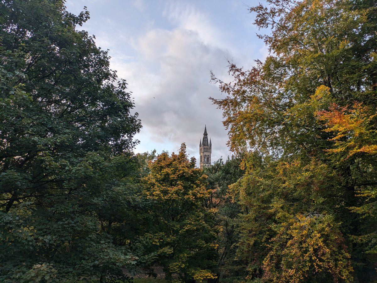 UofG_Alumni's tweet photo. Happy November! 💕
Autumn 🍁🍂 is in full swing on our campus, so we thought we'd share some recently captured pics!📷
#autumn #uofg #autumninscotland #fallphotos #seasonschanging #glasgow #glasgowuni https://t.co/tPE2HUAnDB