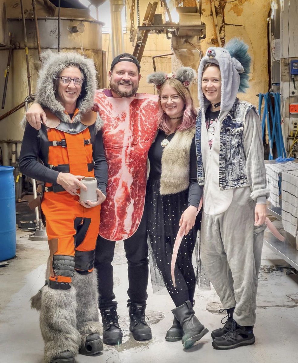 Storm Brewing (@stormbrewingvan) on Twitter photo HALLOWEENIE!
Join this crew for the post-Halloween treats you really need: beer and hot dogs (veggie dogs available!).
It all goes down today at the brewery from 4pm until 10pm. 🌭🍻
(Photo: <a href="/whatsbrewingbc/">What's Brewing BC</a>) HALLOWEENIE!
Join this crew for the post-Halloween treats you really need: beer and hot dogs (veggie dogs available!).
It all goes down today at the brewery from 4pm until 10pm. 🌭🍻
(Photo: <a href="/whatsbrewingbc/">What's Brewing BC</a>)