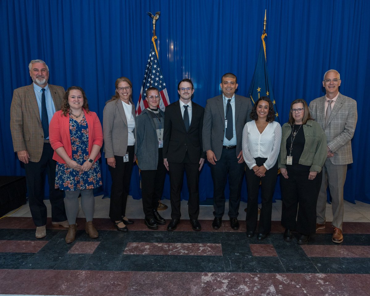 Douglas Huntsinger tweet media