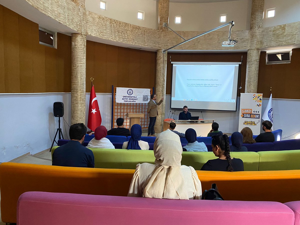 UniAKAydin's tweet photo. ADÜ Merkez Kampüs AİSYEM Salonunda Doç. Dr. Ali Bilgenoğlu hocamız ile Dünden Bugüne Filistin Davası adlı söyleşi programını gerçekleştirdik.

#saystop
#freepalestine https://t.co/47Z2sr7fI5