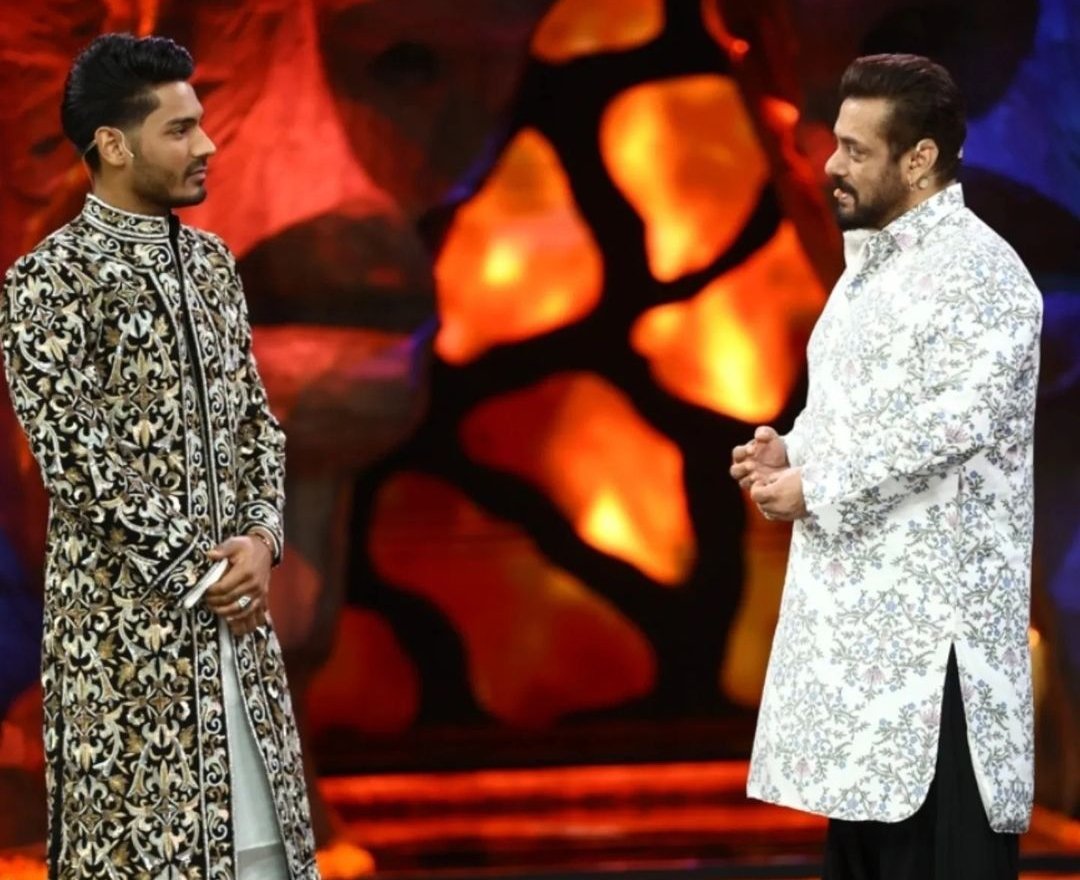 SATISHB19928896's tweet photo. haven't watched #BB18 at all, but after seeing Digvijay enter as a wildcard, I think I'll start watching now. I'm super excited, and my expectations for this season have gone up. Just go and win it, Diggy boy 🏆🔥
#digvijayrathee##me village well come shrukhan https://t.co/1AhYebiKvv