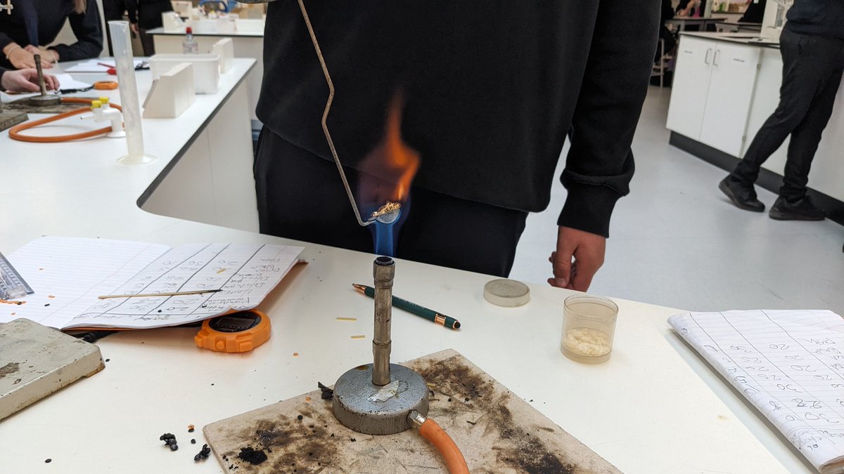 Garnock Science Department tweet media