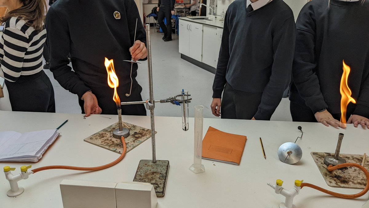 Garnock Science Department tweet media