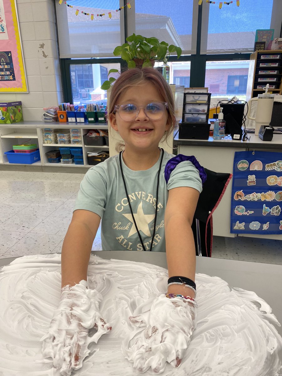 A little Halloween fun writing our trick words with shaving cream! 🎃