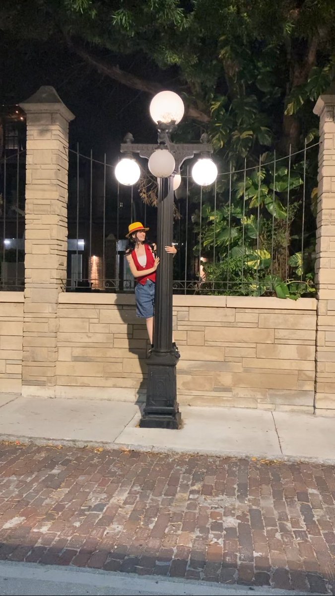 ghostlyvirtual's tweet image. FINDING THE ONE PIECE! Guys Halloween was fire lowkey