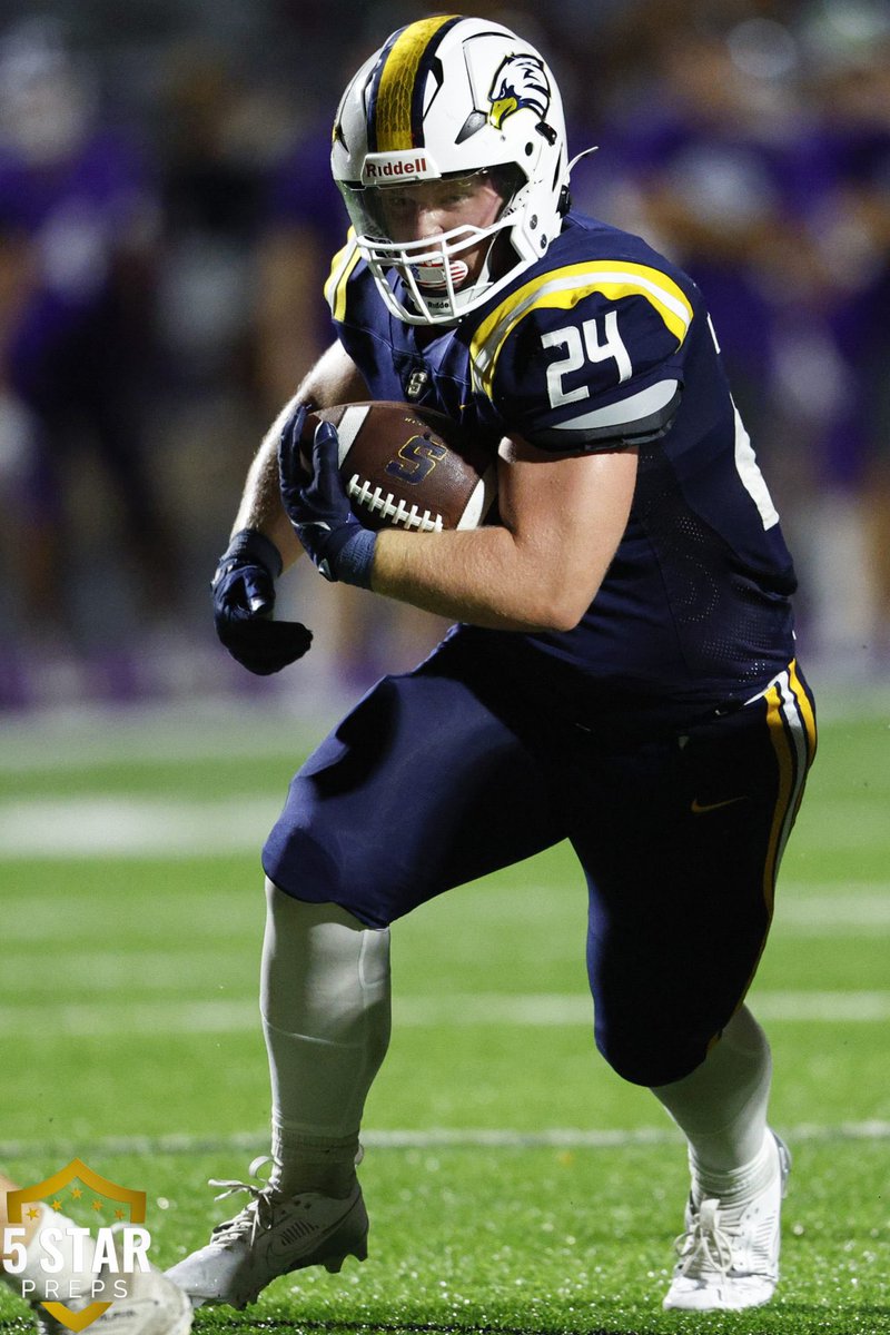 Congrats to Ryan Gibson for setting a new single-season rushing record for Seymour in 2024. 

He ran for 1,554 yards in 10 games.