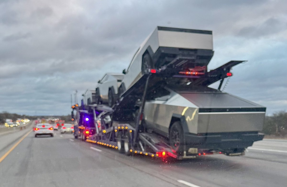 Drive Tesla 🇨🇦 tweet media