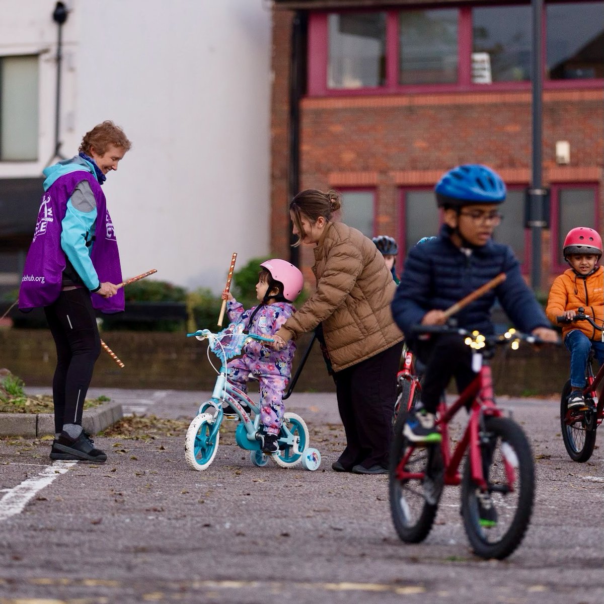 Harrow Cycle Hub (@harrowcyclehub) on Twitter photo Happy #Diwali2024 ! Our event celebrated with children on bikes: dandiya, lights, yummy food and more <a href="/harrowonline/">Harrow Online</a> <a href="/harrow_council/">London Borough of Harrow</a> <a href="/youngharrowf/">Young Harrow Foundation</a> <a href="/HarrowEastPCN/">Harrow East Primary Care Network</a> <a href="/HappyHarrow/">HappyHarrow 💙</a> #children #kids #cycling #harrow Book next children's event - led ride 30 Nov bit.ly/HarrowWheelers… Happy #Diwali2024 ! Our event celebrated with children on bikes: dandiya, lights, yummy food and more <a href="/harrowonline/">Harrow Online</a> <a href="/harrow_council/">London Borough of Harrow</a> <a href="/youngharrowf/">Young Harrow Foundation</a> <a href="/HarrowEastPCN/">Harrow East Primary Care Network</a> <a href="/HappyHarrow/">HappyHarrow 💙</a> #children #kids #cycling #harrow Book next children's event - led ride 30 Nov bit.ly/HarrowWheelers…