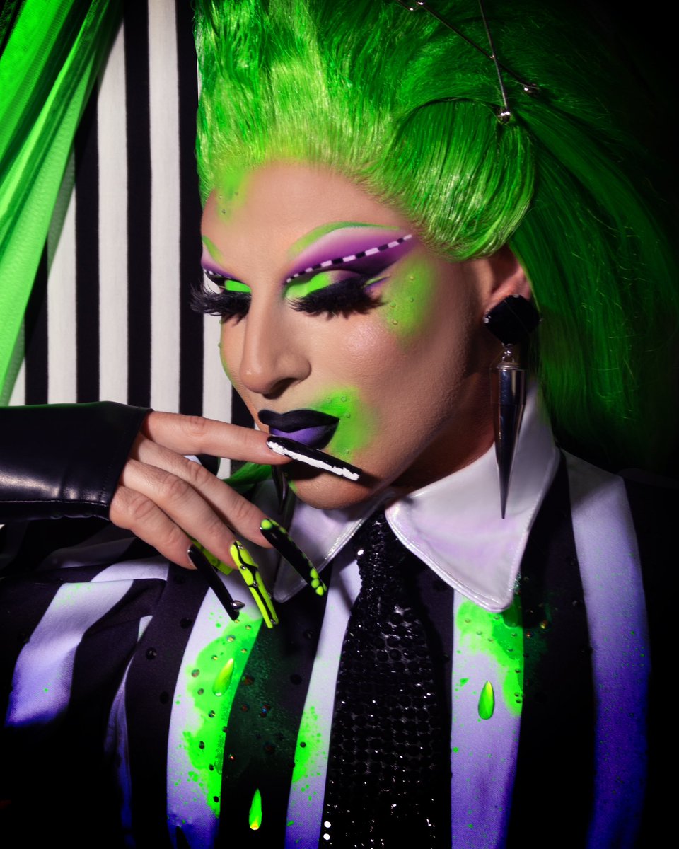 Morganajuice, Morganajuice, Morganajuice 💚
.
.
.
#Halloween #dragraceitalia