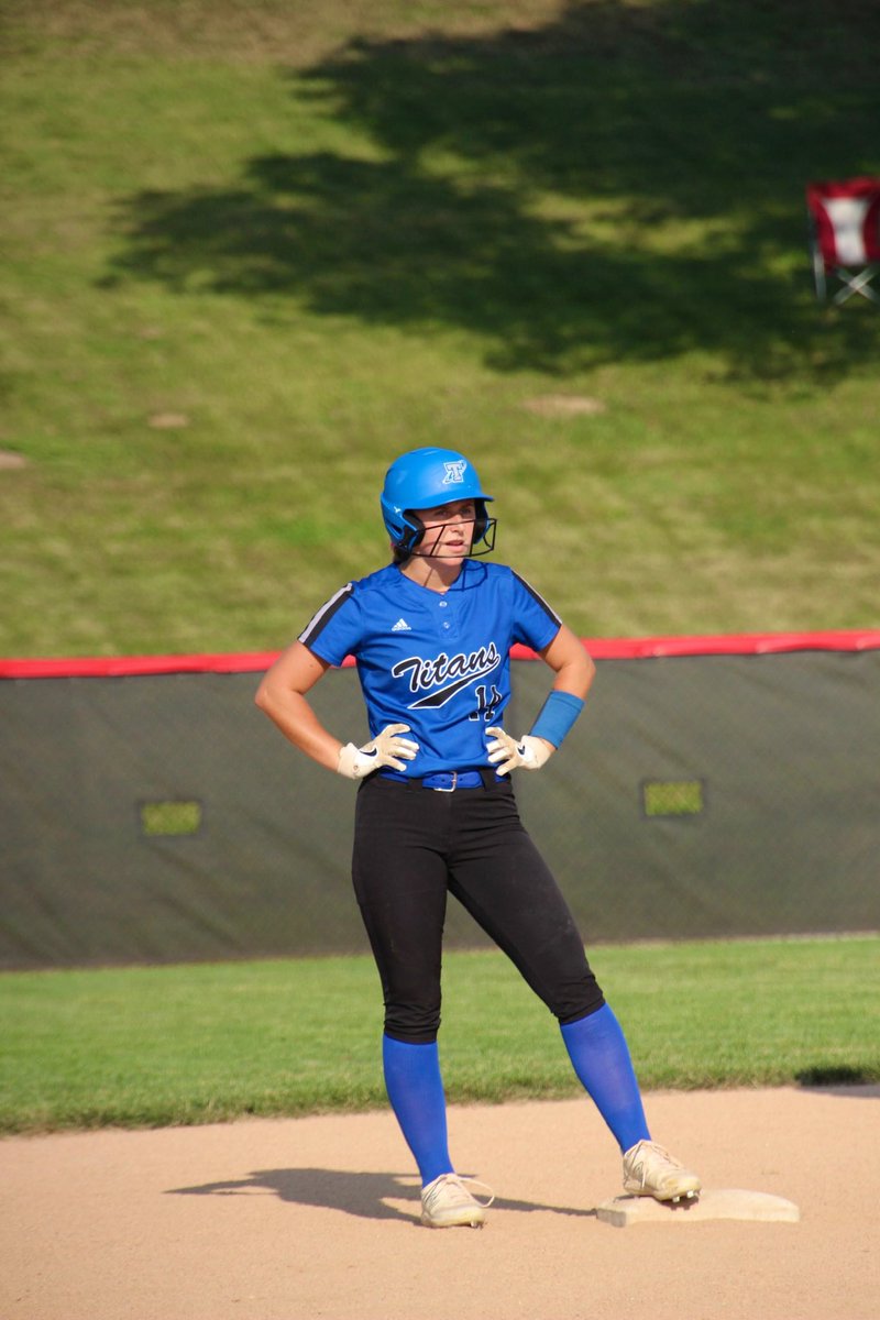 Titan Softball tweet media