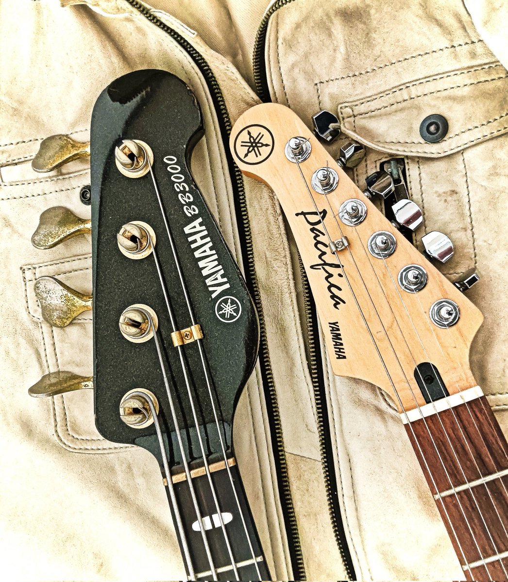 BB3000_TANKA's tweet photo. #YAMAHA #BB3000
ブラックメタリック
#YAMAHA #Pacifica
レフティモデル
#ベースのヘッドってかっけーな
#ギターのヘッドってかっけーな https://t.co/OiurtDXuCv