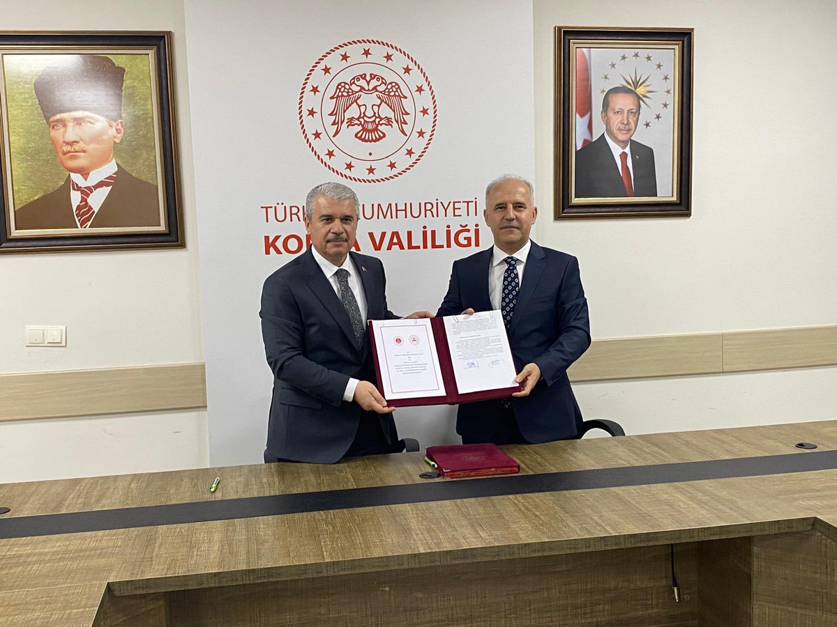 KONYA_DSM's tweet photo. KONYA VALİLİĞİ VE KONYA CUMHURİYET BAŞSAVCILIĞI ARASINDA İŞ BİRLİĞİ PROTOKOLÜ İMZALANDI
Konya Denetimli Serbestlik Müdürlüğü’nde denetimli serbestlik yükümlülüğüne tabi tutulan hükümlülerin kamuya yararlı bir işte ücretsiz çalıştırılmaları amacıyla Cumhuriyet Başsavcılığına https://t.co/LLgKRBEJnB