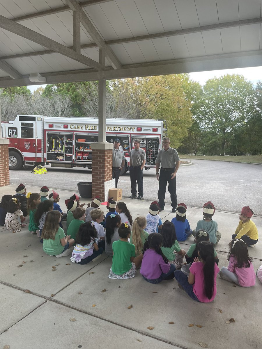 Kimberly Collins tweet media