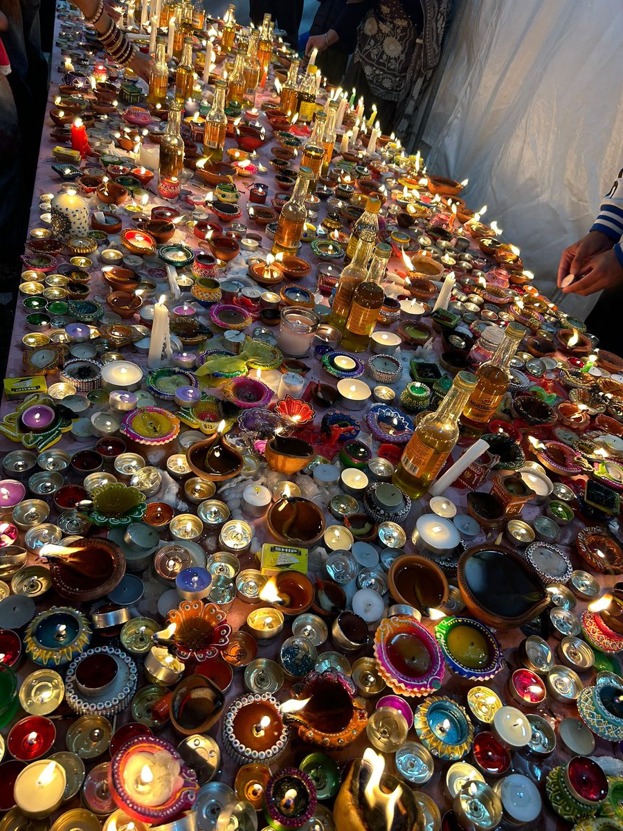 Sandwell and West Birmingham Health & Wellbeing (@swbohw) on Twitter photo From ours to yours it’s a #HappyDiwali to all those celebrating 🪔
Wishing you all a Diwali filled with health, wealth, and wisdom. May the beauty of this festival bring happiness to your life and light up your future!
#HappyDeepavali
📸 courtesy of <a href="/JatiOHSWB/">Jatinder Sekhon</a> ❤️🥰 From ours to yours it’s a #HappyDiwali to all those celebrating 🪔
Wishing you all a Diwali filled with health, wealth, and wisdom. May the beauty of this festival bring happiness to your life and light up your future!
#HappyDeepavali
📸 courtesy of <a href="/JatiOHSWB/">Jatinder Sekhon</a> ❤️🥰