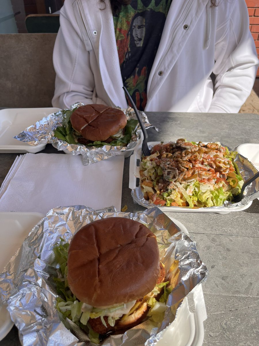 Patio lunch date with my other half. Y’all should definitely go try them out! 💣🥬🥑🥒🫑🍑🥭<a href="/BeetBoxOkc/">THE BEETBOX🌱OKC</a>