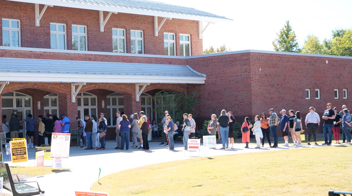 Saturday, Nov 2 is the last day to vote early at any of the 22 sites in Wake County. Sites will be open 8am-3pm. 
Read our press release for more info: wake.gov/news/early-vot…