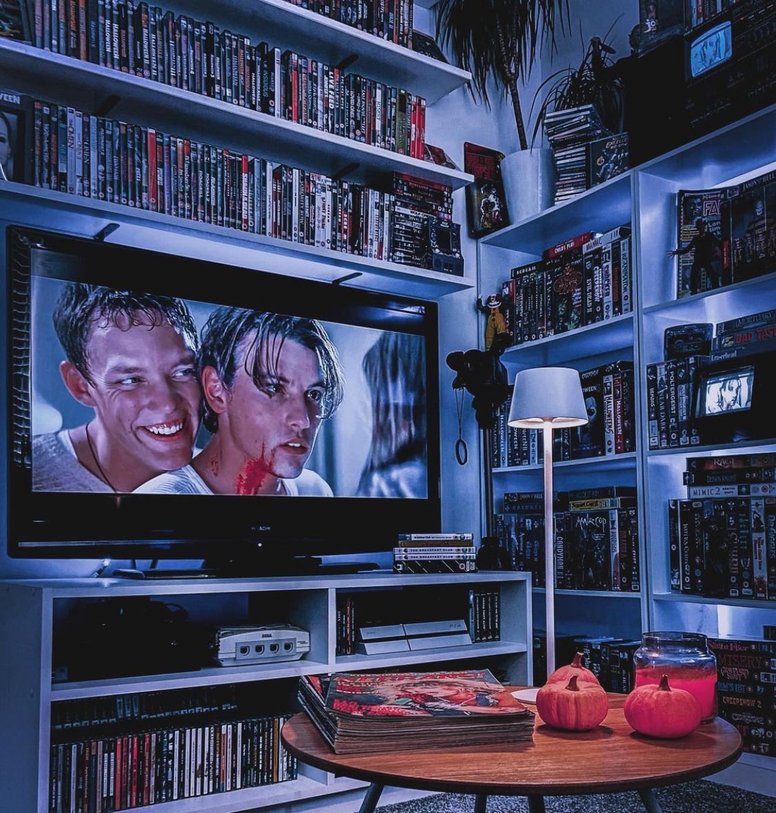 Scream Corridor tweet media