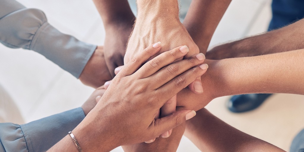 The MA Substance Use Helpline connects with thousands of people in MA. Whether you are looking for help for yourself, a loved one, or a client, we are here for you. Recovery is real &amp; possible. 

Call 800.327.5050 or Text “HOPE” to 800327. Visit online at HelplineMA.org