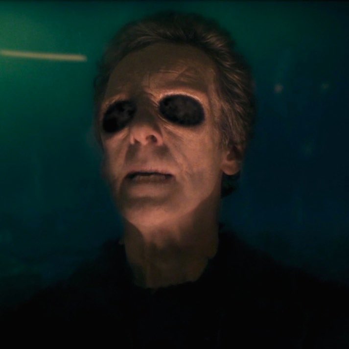 smilesinmay's tweet image. october 31st vs. november 1st