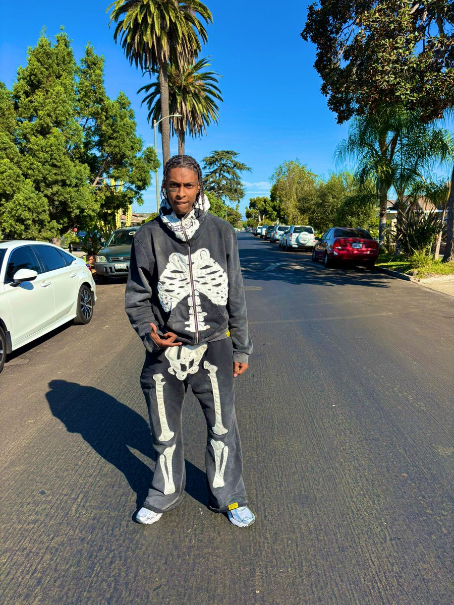 sixtydog's tweet image. Neighborhood Nigga #TwoFinger&amp;amp;Thumb