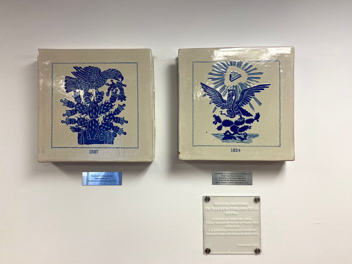 Esta tarde, el <a href="/ConsulMexNuy/">Consulado General de México en Nueva York</a> recibió tres piezas de <a href="/TalaveraReyna/">Talavera de la Reyna</a>, donadas por el Cónsul General <a href="/Jorge_IslasLo/">Jorge Islas</a> a través del Instituto Cultural Mexicano en Nueva York. Estas piezas que representan históricamente el escudo nacional, quedarán expuestas en la Sala Bosques de este