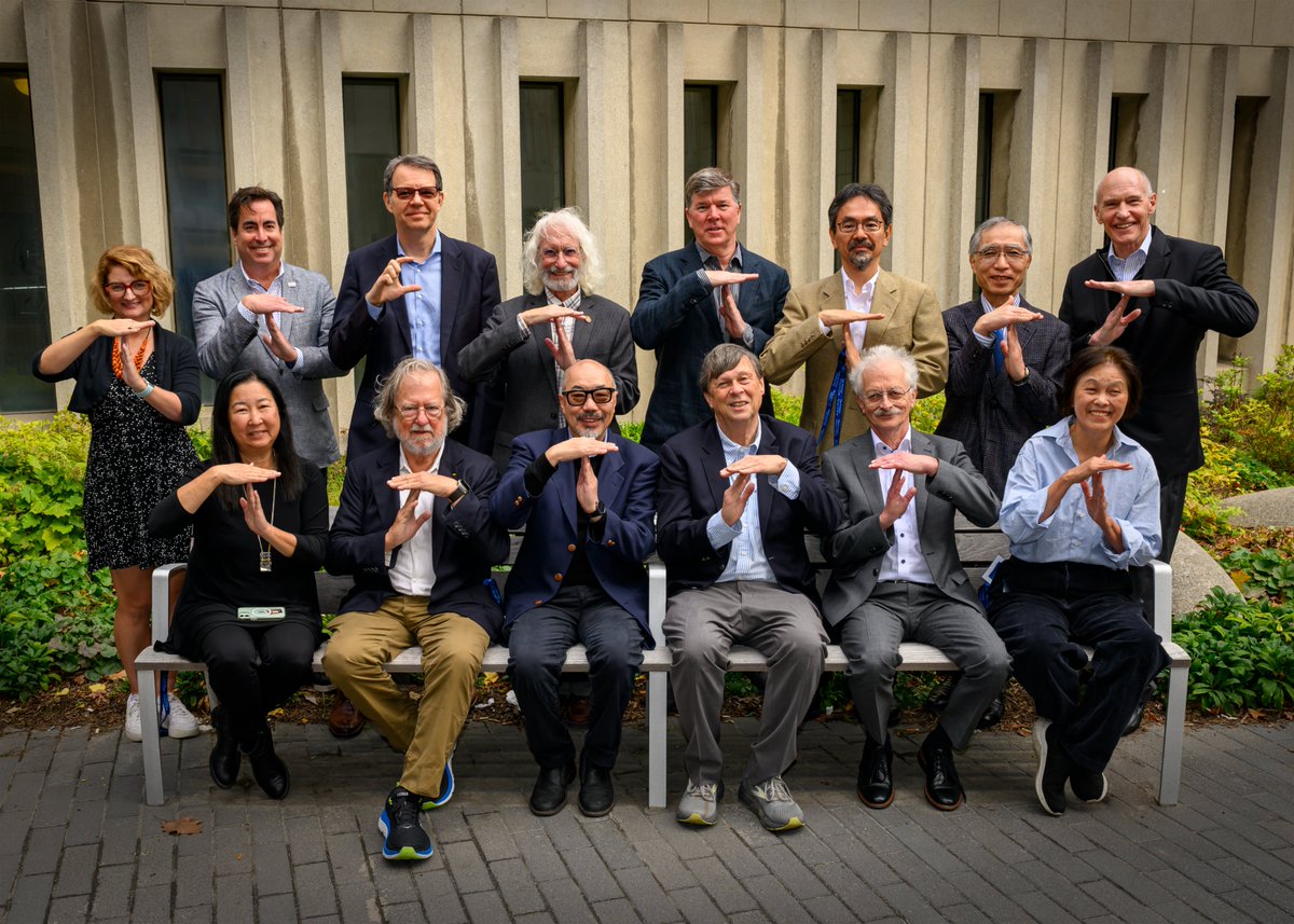 Princess Margaret Cancer Centre Research (@pmresearch_uhn) on Twitter photo Yesterday was a remarkable day as we celebrated the 40th anniversary of the T-cell receptor discovery with an inspiring symposium featuring leading immunologists, hosted by <a href="/UHN/">University Health Network</a> <a href="/pmcancercentre/">Princess Margaret Cancer Centre</a> and <a href="/UofT/">University of Toronto</a>. A big thank you to all who joined us in celebrating this milestone! Yesterday was a remarkable day as we celebrated the 40th anniversary of the T-cell receptor discovery with an inspiring symposium featuring leading immunologists, hosted by <a href="/UHN/">University Health Network</a> <a href="/pmcancercentre/">Princess Margaret Cancer Centre</a> and <a href="/UofT/">University of Toronto</a>. A big thank you to all who joined us in celebrating this milestone!