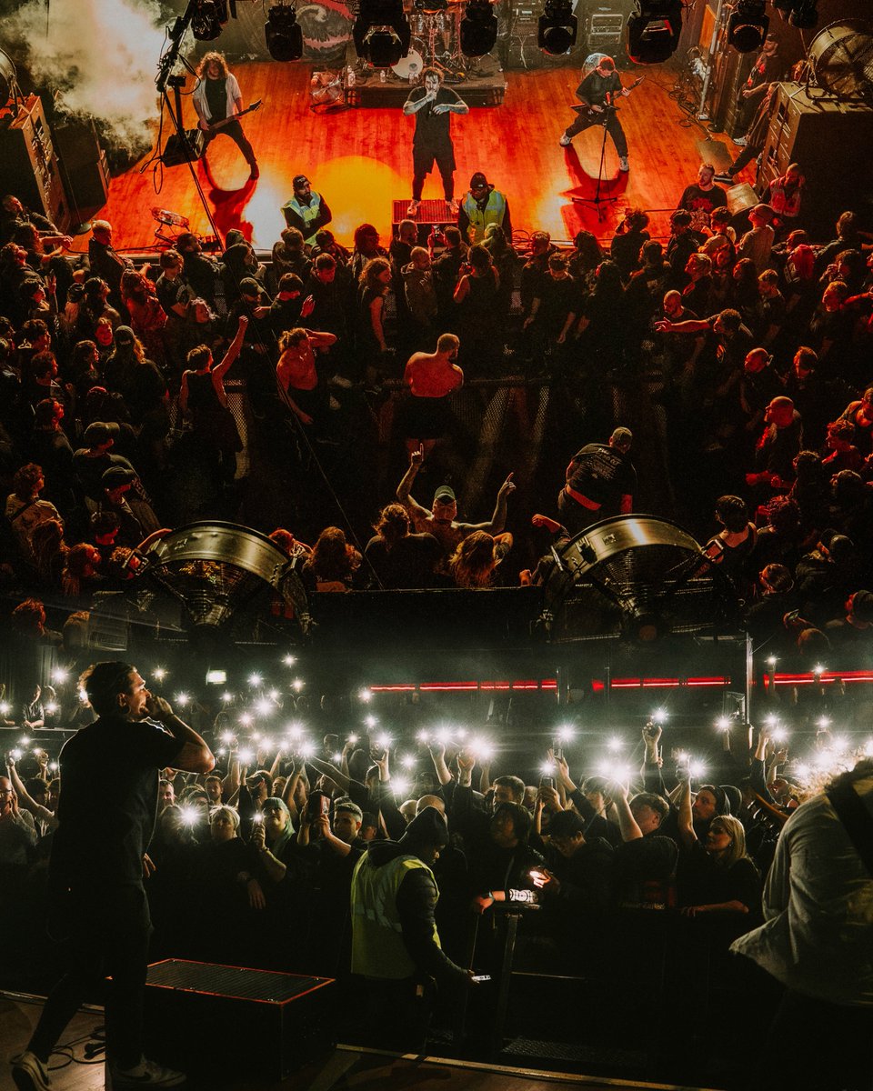 Signs of the Swarm (@signsoftheswarm) on Twitter photo We are (and have) big metal fans😈🤣 (Comment if you get it👇)Thanks🇬🇧for a great week to kick off the <a href="/pinsandknuckles/">Pins & Knuckles Merch</a> Faces Of Death Tour (plus Ghent🇧🇪)!
Click👇to see the latest shows—with🎤guesties from <a href="/byndjspr/">Jasper Harmer</a> of <a href="/BeyExt/">BEYOND EXTINCTION</a> & Dane of <a href="/tothegraveau/">TO THE GRAVE</a> 🔥
📷: <a href="/StayGoulden/">Dank Williams Jr</a> (1/4) We are (and have) big metal fans😈🤣 (Comment if you get it👇)Thanks🇬🇧for a great week to kick off the <a href="/pinsandknuckles/">Pins & Knuckles Merch</a> Faces Of Death Tour (plus Ghent🇧🇪)!
Click👇to see the latest shows—with🎤guesties from <a href="/byndjspr/">Jasper Harmer</a> of <a href="/BeyExt/">BEYOND EXTINCTION</a> & Dane of <a href="/tothegraveau/">TO THE GRAVE</a> 🔥
📷: <a href="/StayGoulden/">Dank Williams Jr</a> (1/4)