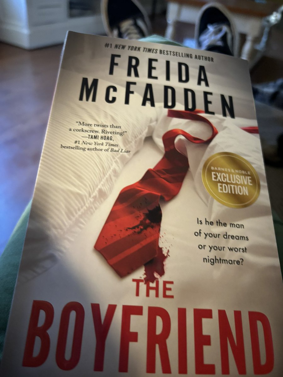 cdalytweet's tweet photo. @goodreads https://t.co/pVzjB3phiv
