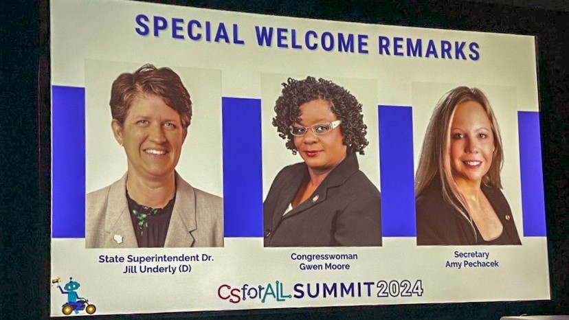 WIWorkforce's tweet image. At the 2024 @CSforALL summit, we proudly joined U.S. Rep. Gwen Moore &amp;amp; @WisconsinDPI Superintendent Dr. Jill Underly to talk about how we can work together to improve computer science literacy &amp;amp; prepare #Wisconsin students for the #workforce of tomorrow. 🤝 #CSforAll #FutureReady