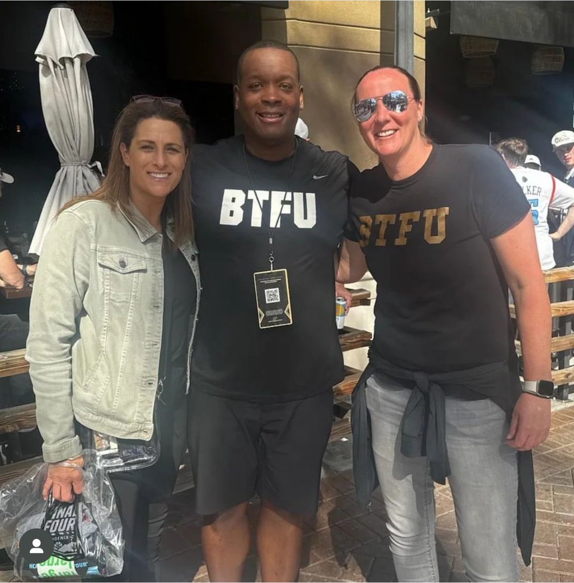 newerabasketbal's tweet photo. 3 of the 4 Biggest Women’s Basketball Programs in the state are Led by @Purduewbb Alumni.
The 4th, sent her son here to play for @BoilerBall
#NotJustTalk🚂🚂 #StackClasses🧱 https://t.co/o3zCltJBSU