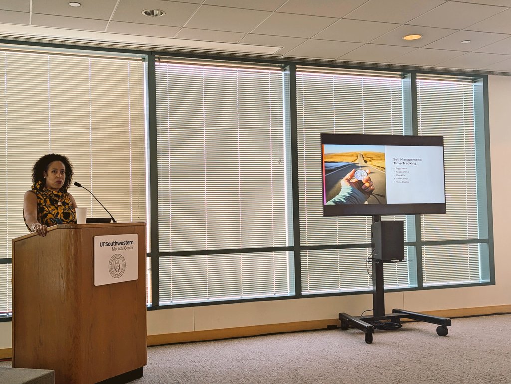 Frankie D Heyward, Ph.D. (@frankiedheyward) on Twitter photo Biggest thanks to the ever-inspirational Dr. Cassandra Extavour (<a href="/redmakeda/">Cassandra Extavour</a>) for not only giving a stirring <a href="/natblackpostdoc/">National Black Postdoctoral Association (NBPA)</a> Leadership Symposium Keynote speech, but also for leading an insightful session on Digital Productivity and Team Management tools 👏🏾🙏🏾💐 Biggest thanks to the ever-inspirational Dr. Cassandra Extavour (<a href="/redmakeda/">Cassandra Extavour</a>) for not only giving a stirring <a href="/natblackpostdoc/">National Black Postdoctoral Association (NBPA)</a> Leadership Symposium Keynote speech, but also for leading an insightful session on Digital Productivity and Team Management tools 👏🏾🙏🏾💐