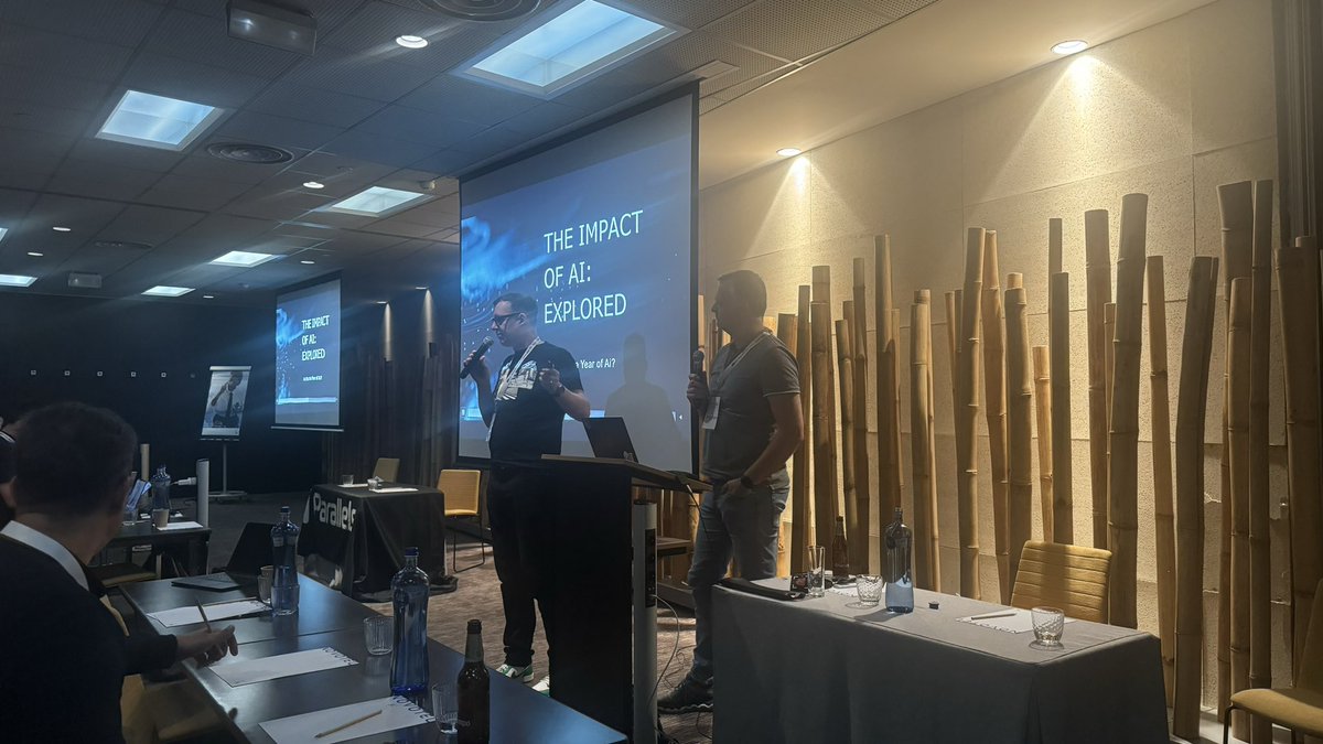 <a href="/jamesoregan/">James B O'Regan</a> and <a href="/Gkunst/">Gerjon Kunst</a> with “Is it the year of Ai”? #e2evc