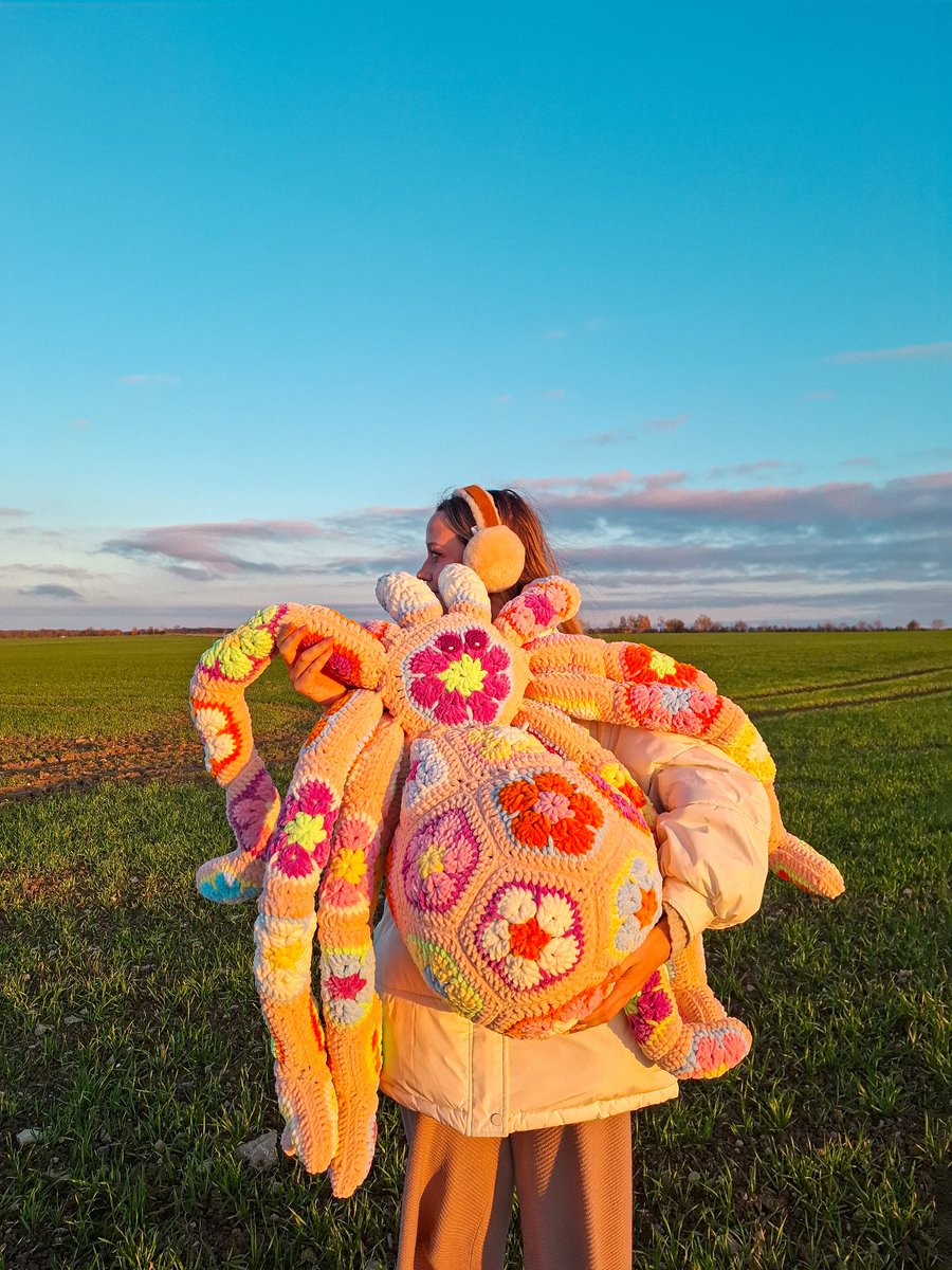 The biggest spider I have ever crocheted omg💀💀 #crochet