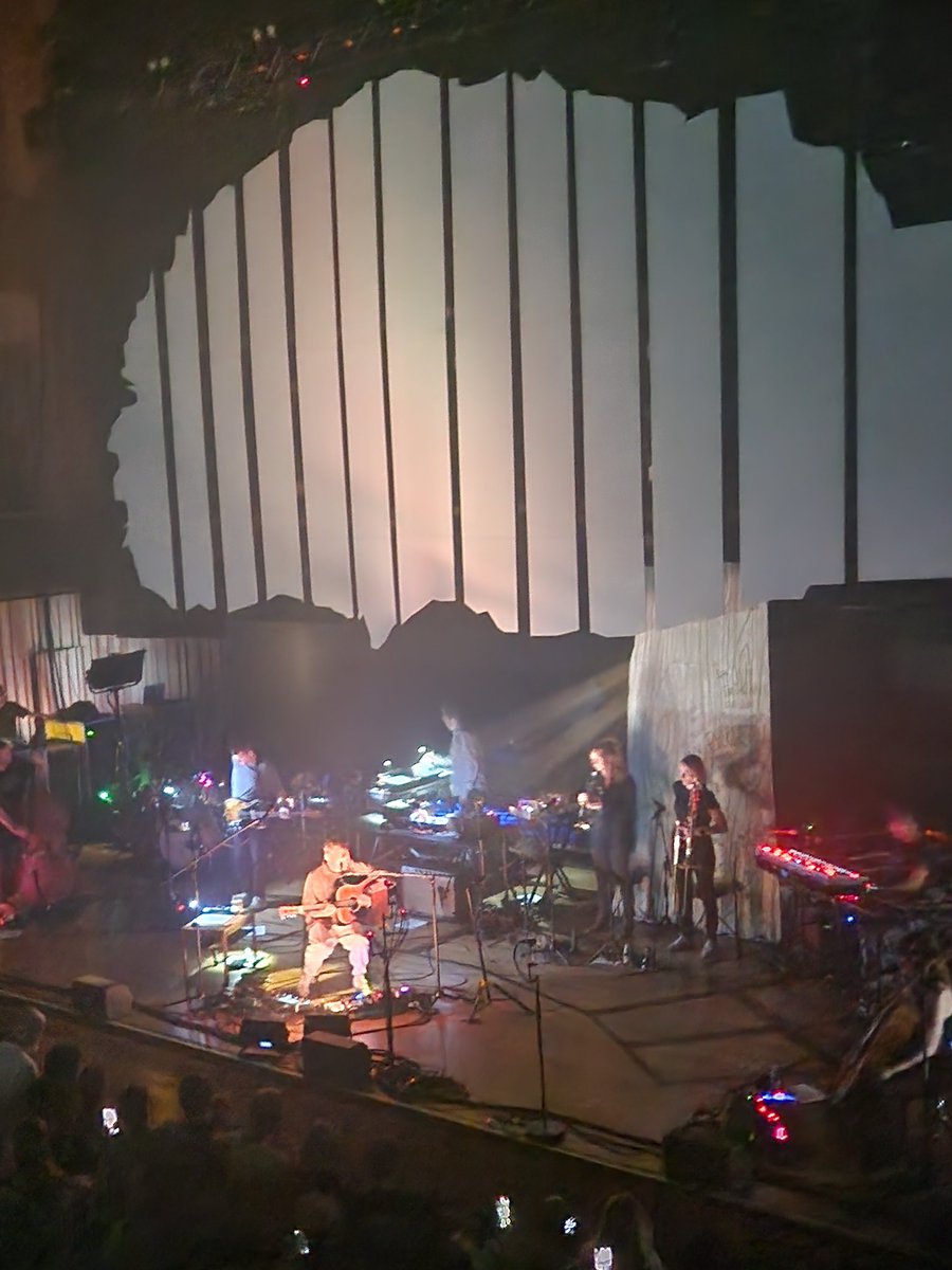 Having spent the majority of half term battling a horrible cold/flu, I'm so glad I managed to see <a href="/benhowardmusic/">Ben Howard</a> at the beginning of the week! It's been a long 10 years waiting for this tour!
#bristolbeacon #iforgetwherewewere