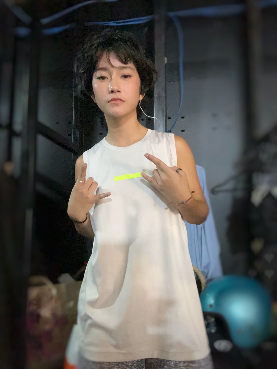 Freya_JKT48's tweet photo. Fano, Ando, Jerry🤘 https://t.co/c9XzVp9vD2
