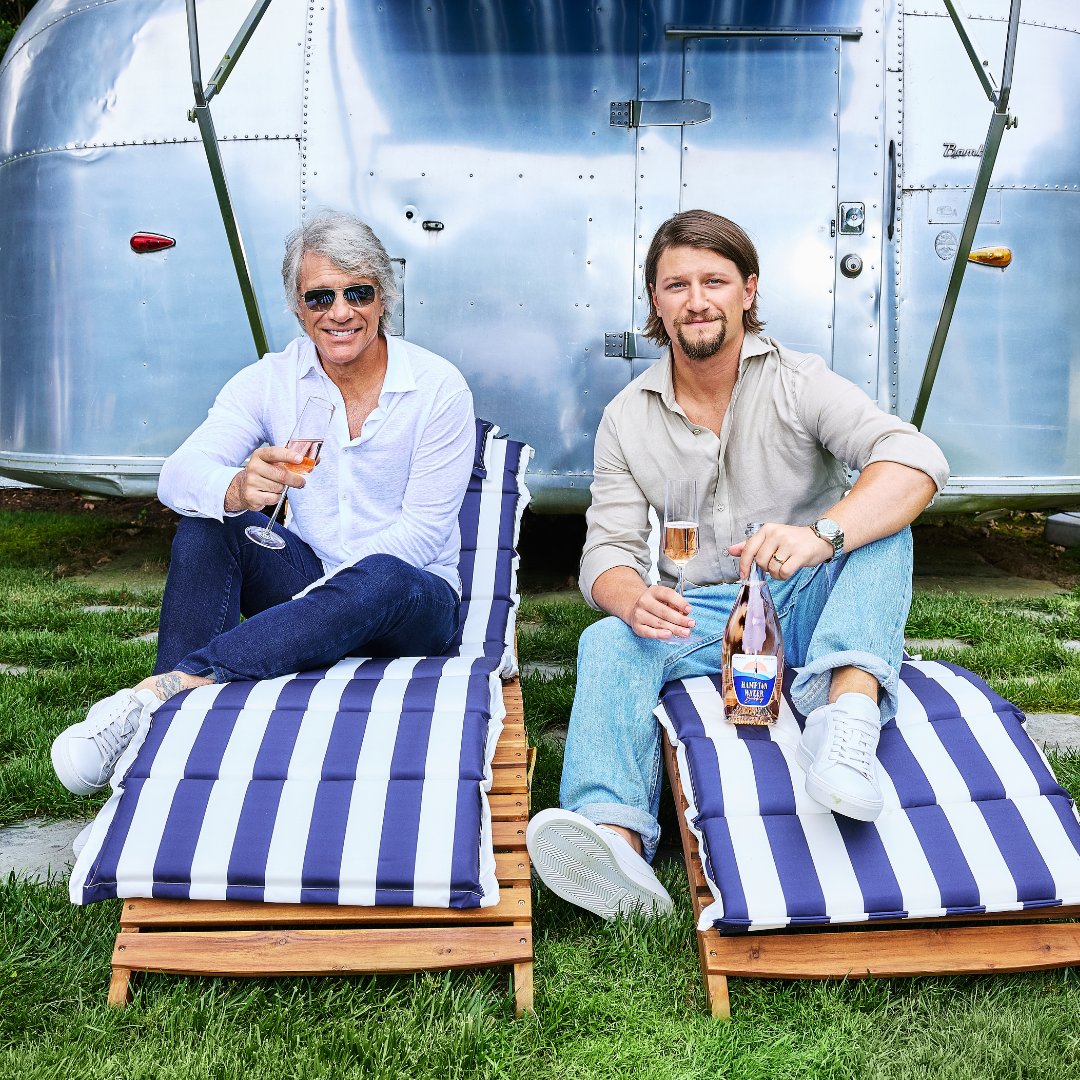 Cheers to new <a href="/hamptonwater/">Hampton Water Wine</a> Bubbly