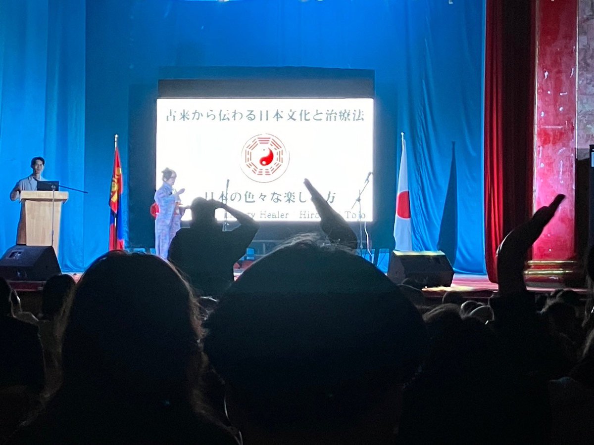 EASTojo's tweet photo. 最近は治療の合間に海外での講演してます。
そんな中休みを取りまして。
神奈工の学園祭は3日に行きます🙆 https://t.co/Ol1DGkziZd