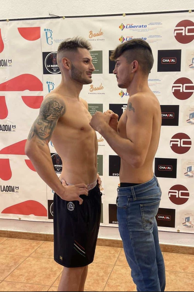 KOBoxing2016's tweet photo. ¡EN PESO!

- Juanfe “El Mago” Gómez: 62,500 kgs.
- Ezequiel Gregoria: 62,500 kgs.

Nuestro mago vuelve al ring mañana con ganas de retomar la senda de la victoria… ¡Vamos a por ello!
@OscarZardain 

#Boxeo #KOBoxing #EvolutionBoxing #JuanfeElMagoGómez #PCIPromotions https://t.co/b7BlgNn4zw