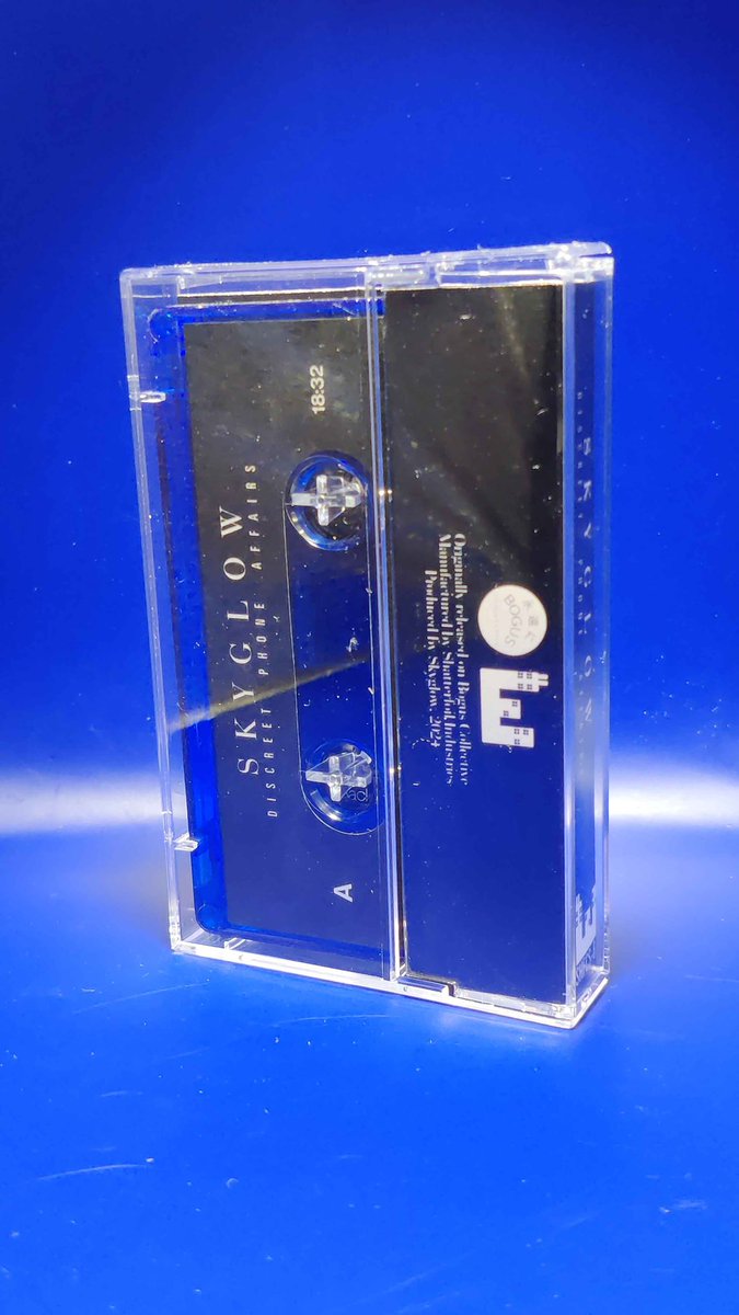 shatterfoil's tweet image. Copies of Skyglow (@ChillBitz) - discreet phone affairs are now available on the site!

This artist’s love of the nightlife is given a new twist with a more exuberant, maximalist approach to their production in this album.

shatterfoilindustries.bandcamp.com/album/discreet…