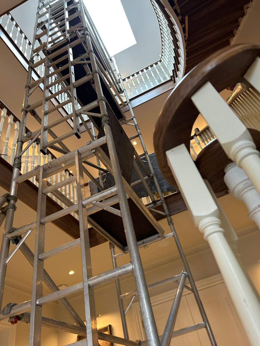 Hi Spec Electrics tweet media