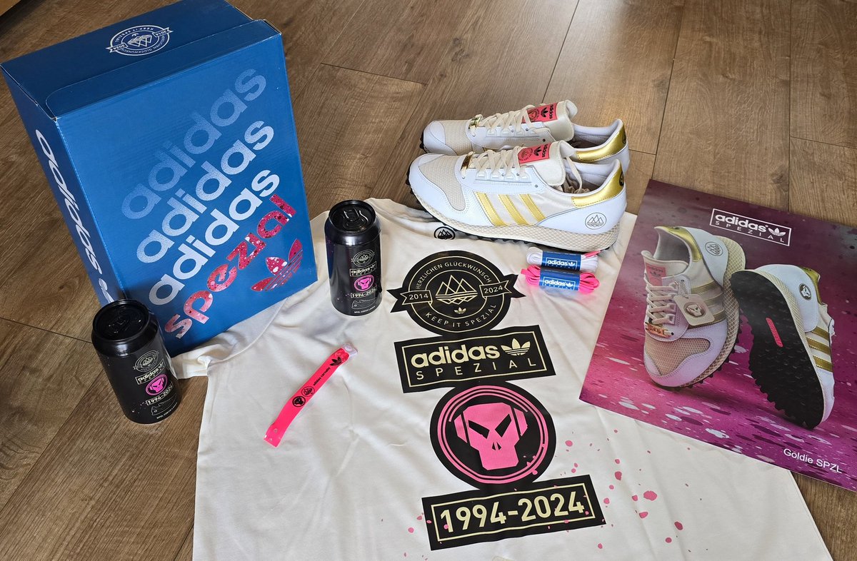 Dominic Powell /// tweet media