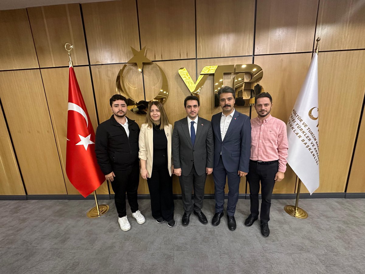 gencnevsehir's tweet photo. Genç Nevşehirliler Derneği Başkanı Ziya Ağca ve Yönetim Kurulu, Yurtdışı Türkler ve Akraba Topluluklar Başkanlığı’nda (YTB) Kültürel ve Sosyal İlişkiler Daire Başkanı Zülgaip Akkuş hemşehrimize yeni görevi vesilesiyle hayırlı olsun ziyaretinde bulundu https://t.co/FPehN1AGZV