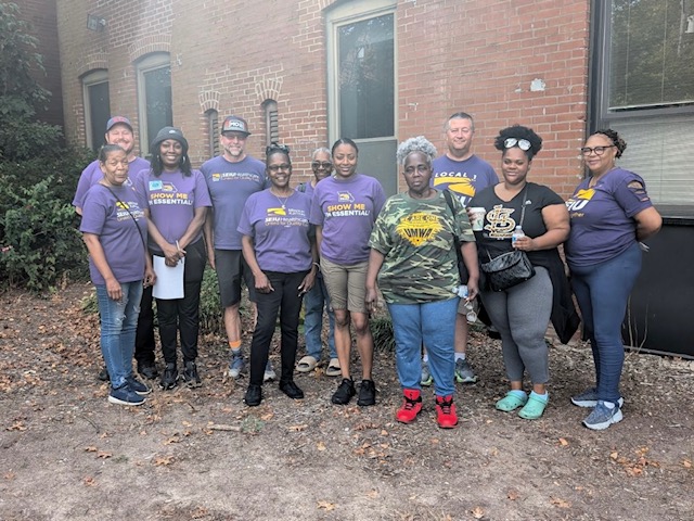 SEIULocal1's tweet photo. Local 1 members and leaders in Missouri have been working hard for weeks to ensure Missouri’s working families are aware of what’s on the ballot: Raising the Minimum Wage and Mandatory Paid Sick Leave. Vote #YesOnPropA on Tuesday because Missourians deserve it! https://t.co/7YTvGXbSKv