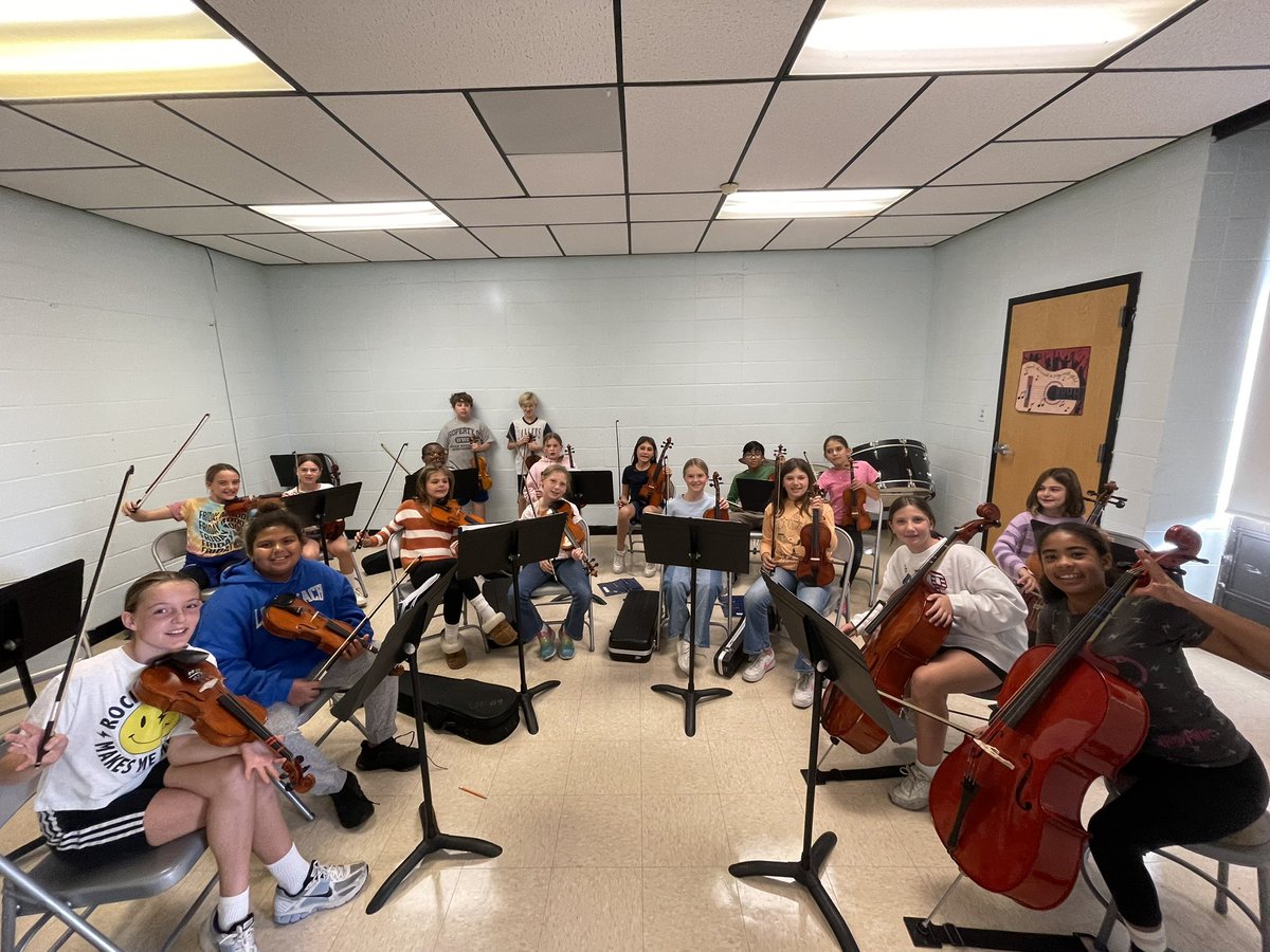 Mrs. Bach (@policastroviola) on Twitter photo West 5th grade orchestra had a spooktacular time learning how to make spooky sounds in their instruments this past week! <a href="/WestSchoolLBNY/">West School</a> West 5th grade orchestra had a spooktacular time learning how to make spooky sounds in their instruments this past week! <a href="/WestSchoolLBNY/">West School</a>