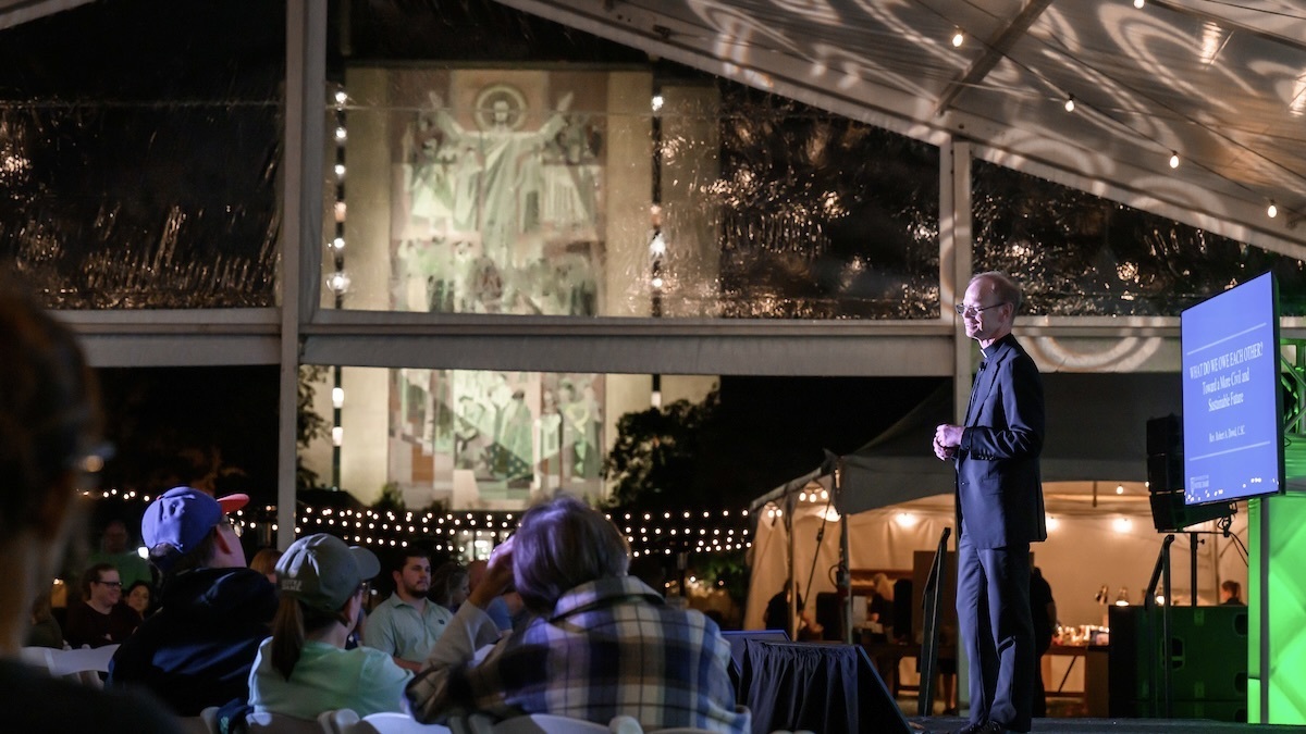 Photo of the Week: Inspiration on the Library Lawn

By Matt Cashore '94:
magazine.nd.edu/stories/a-3/