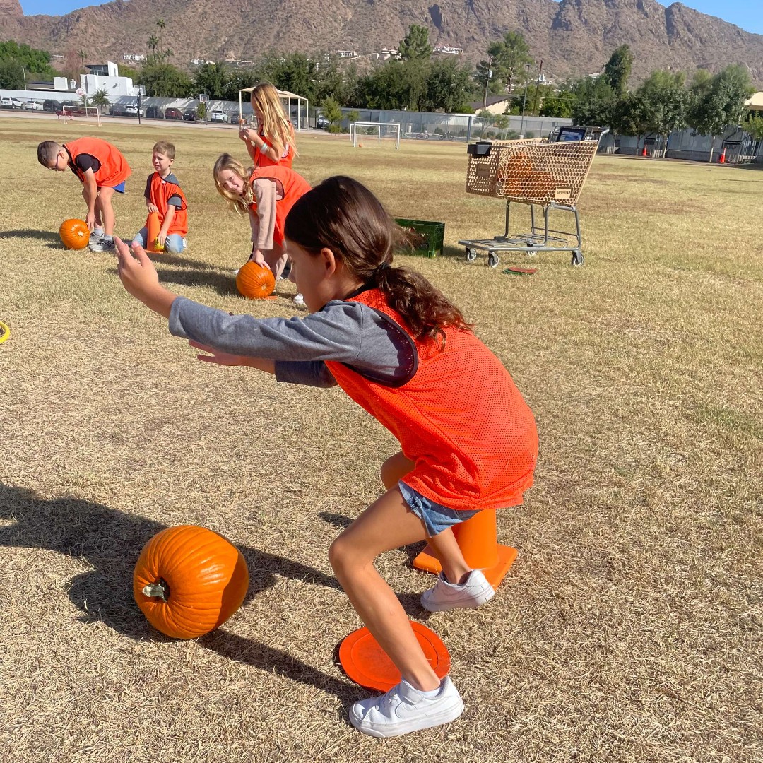HopiSUSD's tweet image. Pumpkin PE Palooza was a smashing success. Thanks to all the families who donated pumpkins, the kids had a blast.
#HopiHawkSoar #BecauseKids #ElevateExcellence