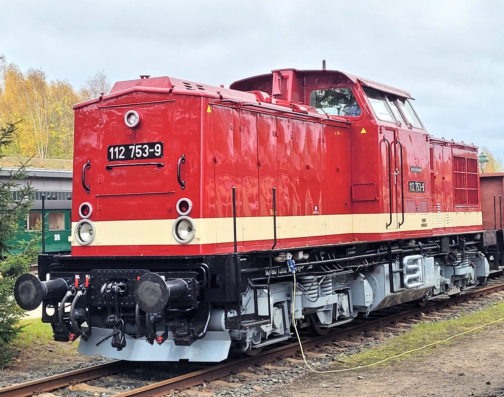 Frisch wie aus dem Modellbahnkarton.
#Press #Putbus #OstV100